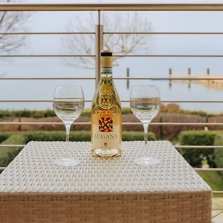 Sg Luxury - Swan Bay