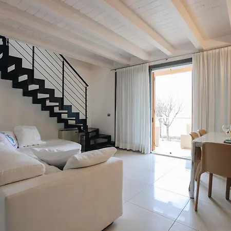 Sg Luxury - Swan Bay *